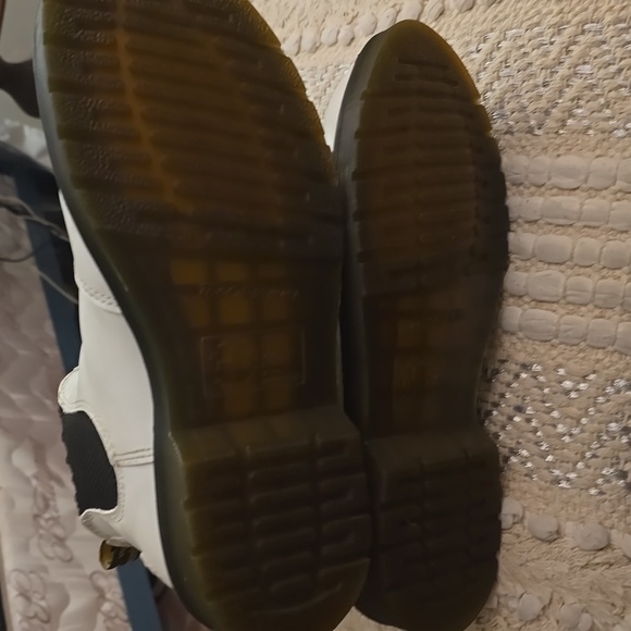 Dr Martens Yellow Stitch Leather Chelsea White Boot US 7 - Picture 8 of 11